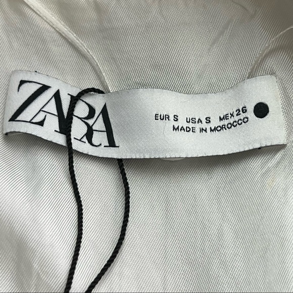 Zara Stripes White Black Women’s Criss Cross Long Sleeve Crop Top Size Small - Picture 7 of 7